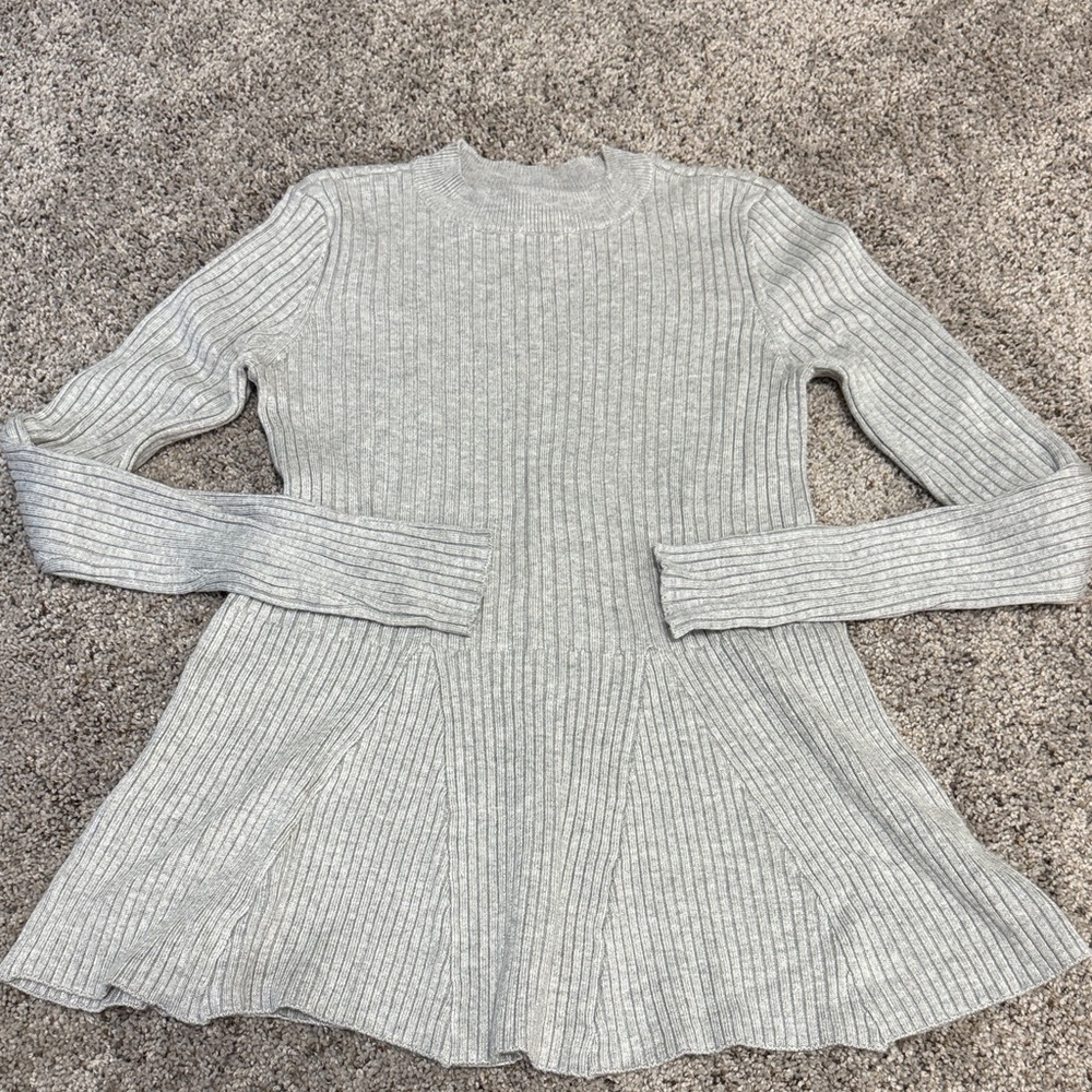 Women’s Ribbed Flare Sweater - Light Gray
